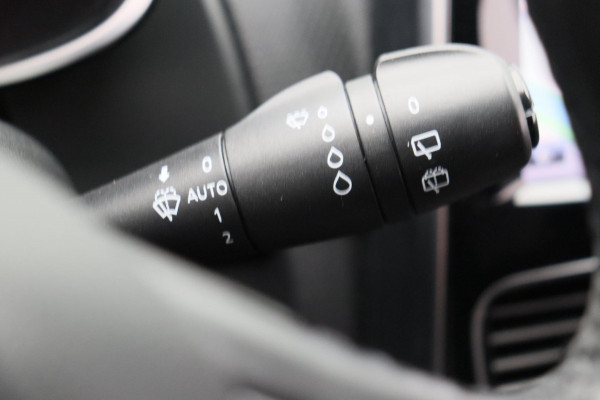 Renault Clio Estate 0.9 TCe Bose Navigatie Climate-control Cruise * Origineel Nederlands *