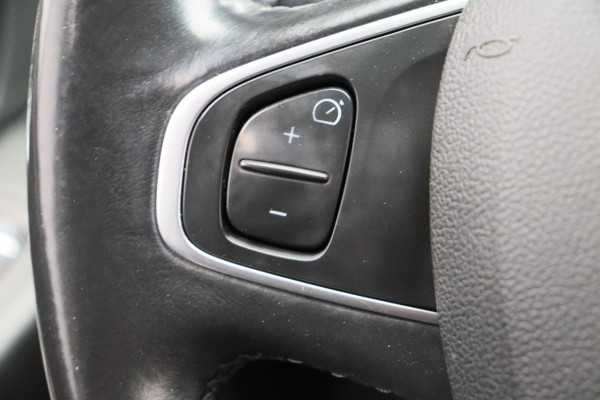 Renault Clio Estate 0.9 TCe Bose Navigatie Climate-control Cruise * Origineel Nederlands *