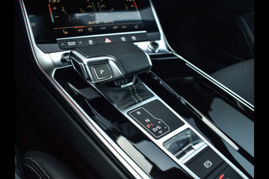 Audi A6 Avant 55 TFSI e quattro Pro Line S Competition | PANORAMADAK | S-STOELEN | ADAPTIEVE CRUISE CONTROL | ELEKTR. TREKHAAK | AMBIANC
