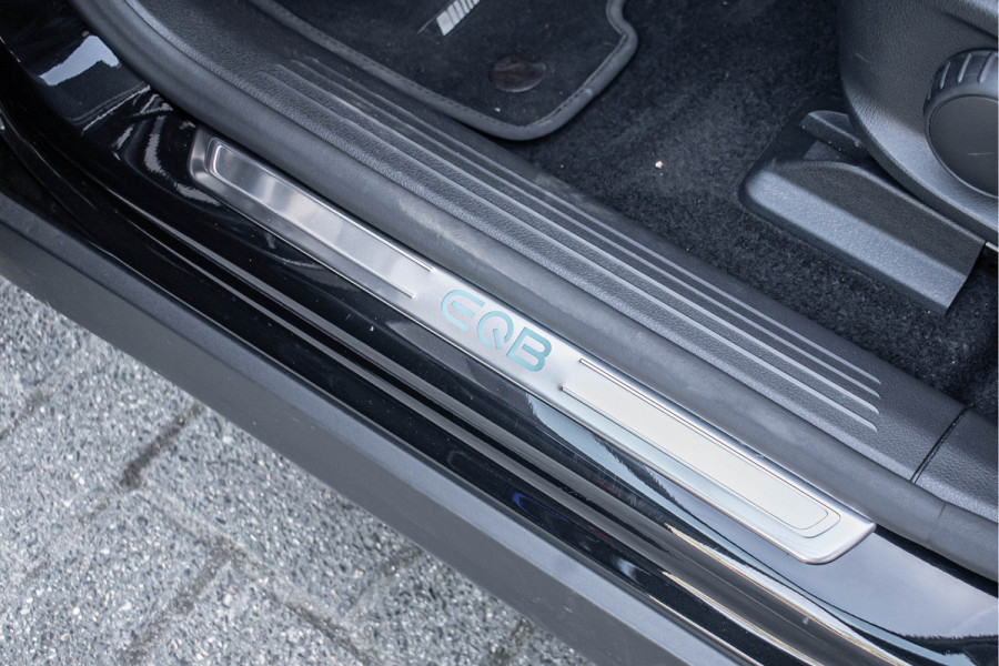 Mercedes-Benz EQB 250 AMG Line 67 kWh