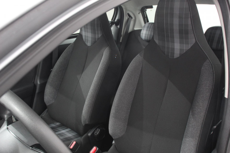 Peugeot 108 1.0 e-VTi Active | Airco | Bluetooth | Led | DAB | 5 deurs