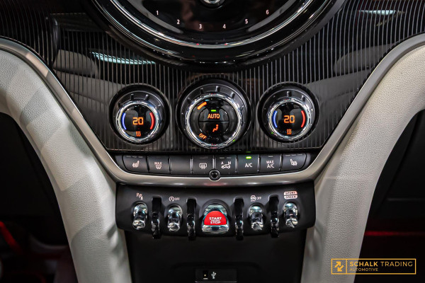 MINI Countryman 1.5 Cooper Yours|Pano|Leder|E-stoel|Full opt