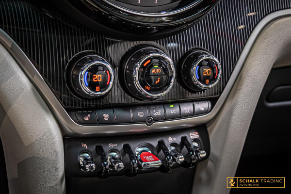 MINI Countryman 1.5 Cooper Yours|Pano|Leder|E-stoel|Full opt