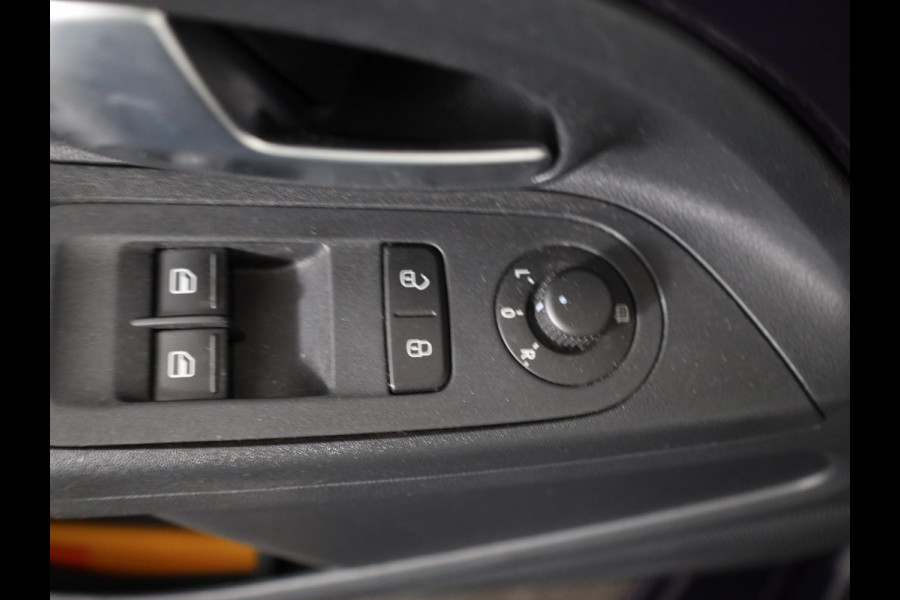 Volkswagen up! 1.0 BMT high up! 75pk 5bak| 15'LM-velgen| airco| cruisecontrol| parksensors achter