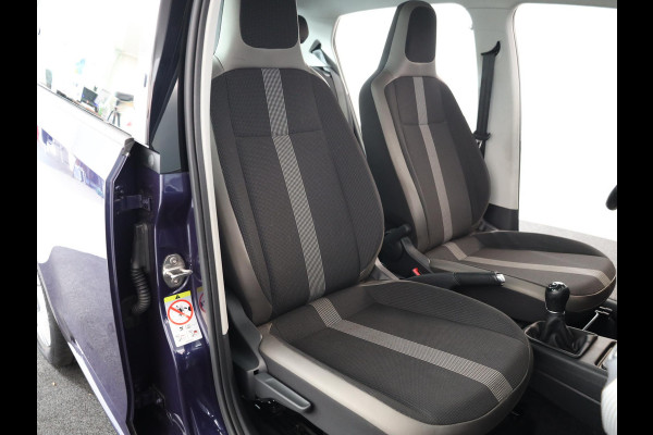 Volkswagen up! 1.0 BMT high up! 75pk 5bak| 15'LM-velgen| airco| cruisecontrol| parksensors achter