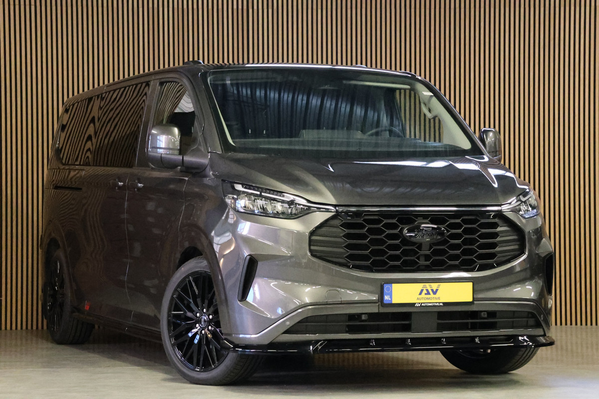 Ford Transit Custom 320 2.0 TDCI 170PK L2H1 DC LIMITED | L+R Schuifdeur | Dubbel Cabine | ACC | Blind Spot | Navigatie | Camera | CarPlay | Lane Ass Raptor Edition | Trekhaak | 6-Zitter | Verlengde fabrieksgarantie tot 09-2029 Ford Transit Custom 320 2.0 TDCI 170PK L2H1 DC LIMITED | L+R Schuifdeur | Dubbel Cabine | ACC | Blind Spot | Navigatie | Camera | CarPlay | Lane Ass Raptor Edition | Trekhaak | 6-Zitter | Verlengde fabrieksgarantie tot 09-2029