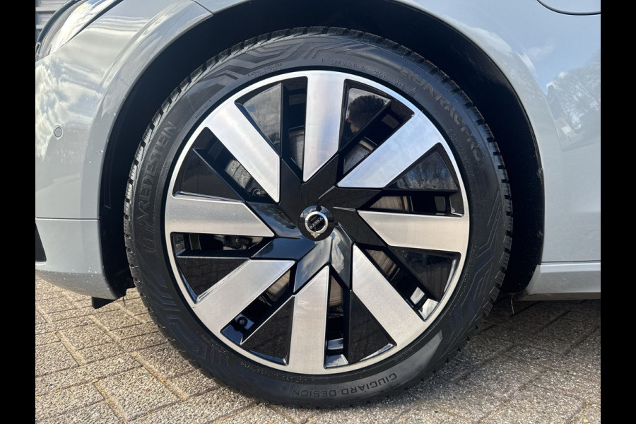 Volvo V90 T6 Plug-in hybrid AWD Ultra Dark / Head-Up / Schuif/kanteldak / Trekhaak / Blis / 360 Camera /
