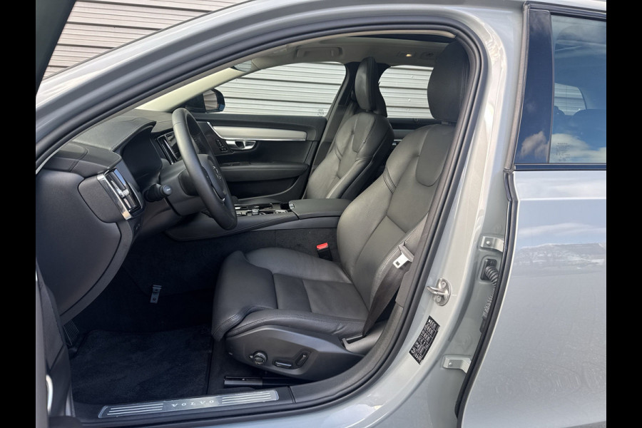 Volvo V90 T6 Plug-in hybrid AWD Ultra Dark / Head-Up / Schuif/kanteldak / Trekhaak / Blis / 360 Camera /