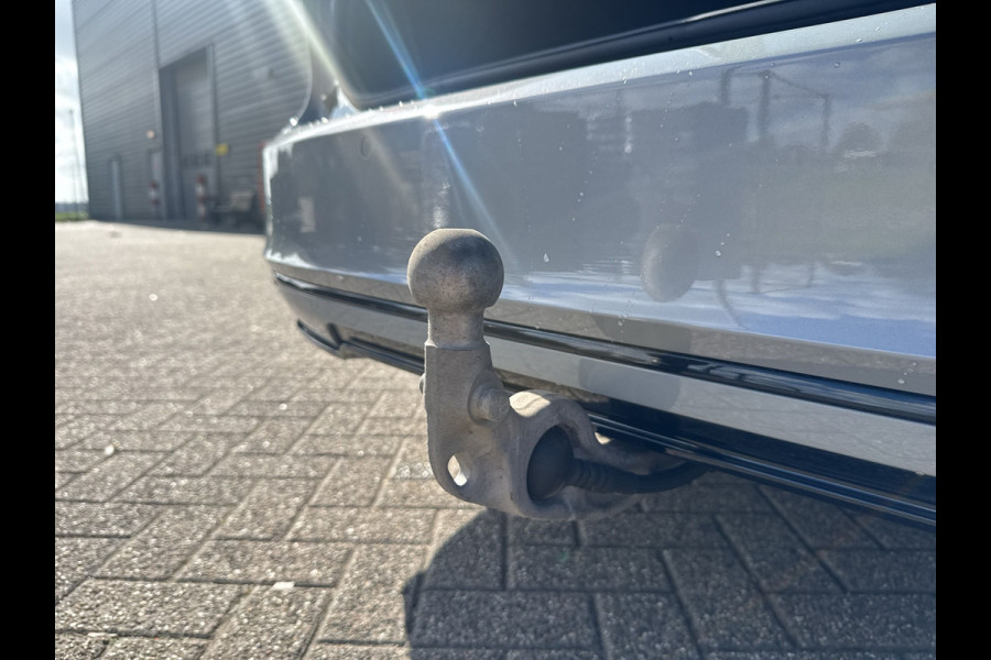 Volvo V90 T6 Plug-in hybrid AWD Ultra Dark / Head-Up / Schuif/kanteldak / Trekhaak / Blis / 360 Camera /