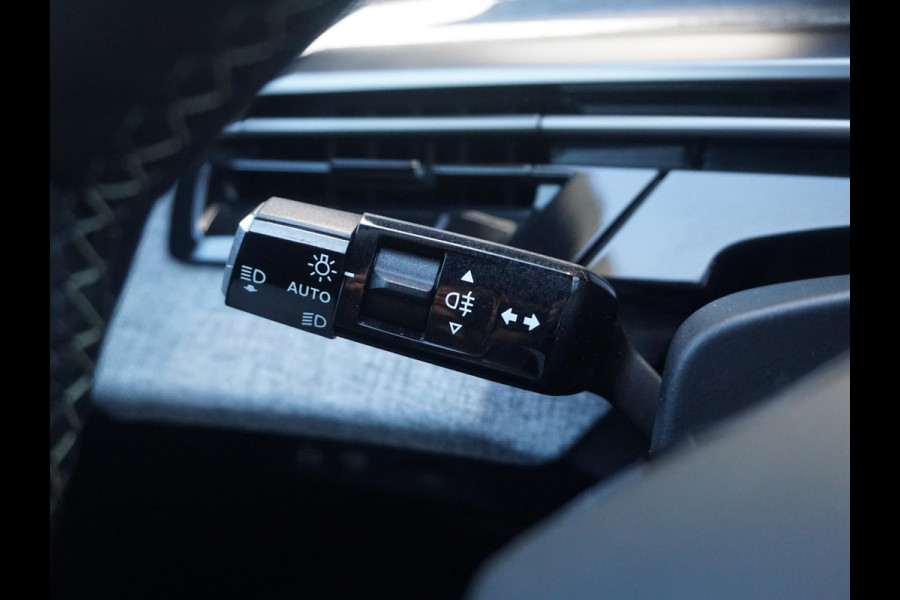 Peugeot 3008 1.2 Hybrid 136 GT