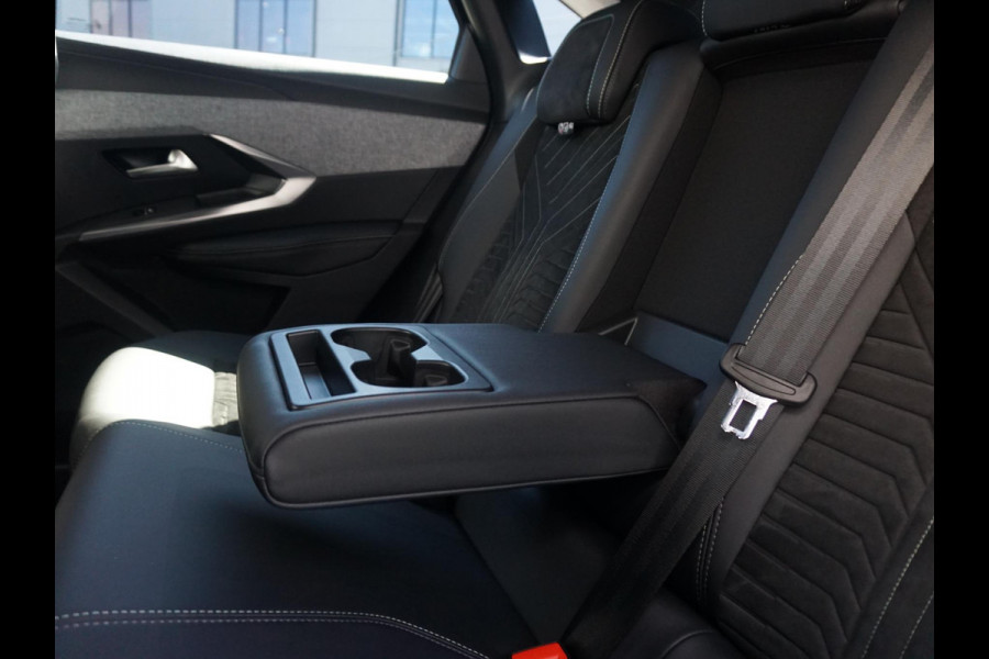Peugeot 3008 1.2 Hybrid 136 GT