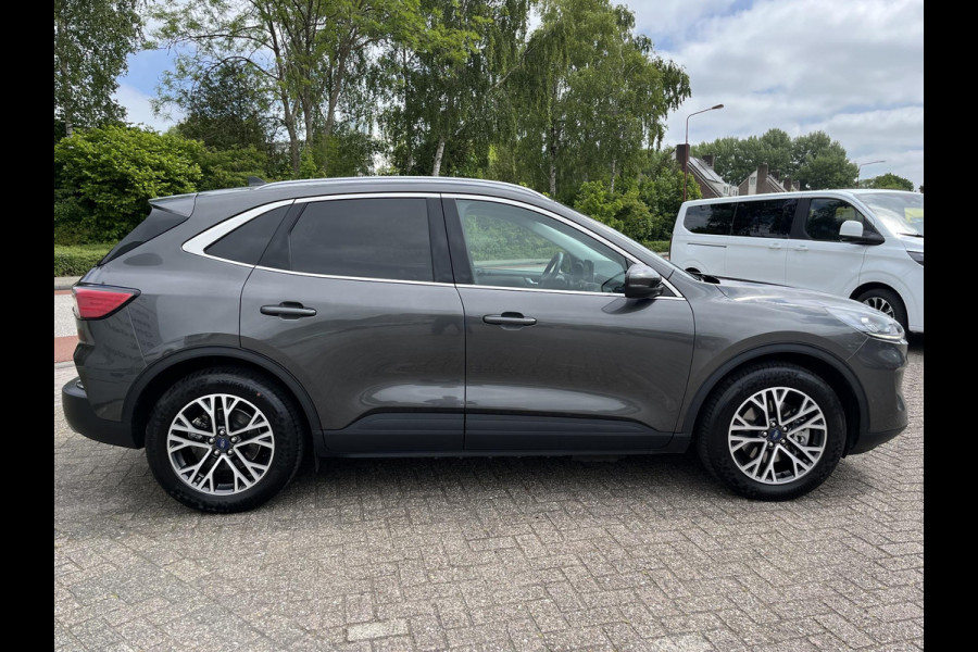 Ford Kuga 2.5 PHEV Titanium 225PK | Adaptive cruise control | Winter Pack | Dodehoeksensoren | Achteruitrijcamera
