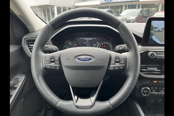 Ford Kuga 2.5 PHEV Titanium 225PK | Adaptive cruise control | Winter Pack | Dodehoeksensoren | Achteruitrijcamera
