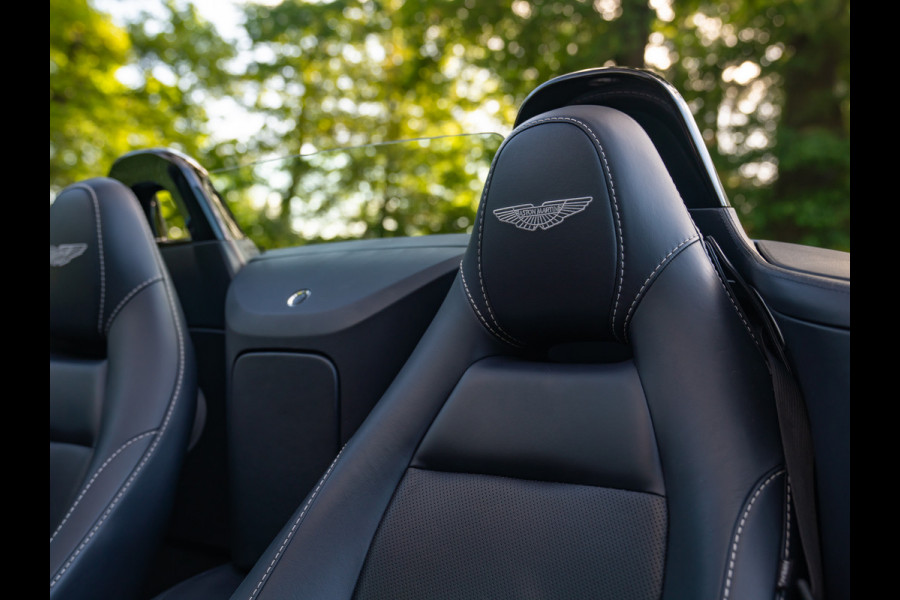 Aston Martin Vantage Roadster 4.0 V8 | Premium audio | 360 cam | Q-color | Caribbean Blue Pearl