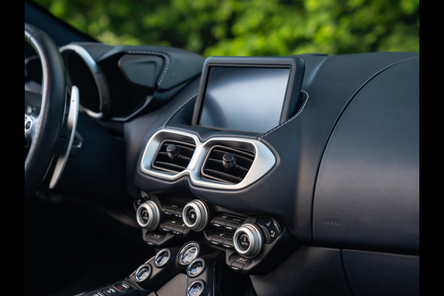 Aston Martin Vantage Roadster 4.0 V8 | Premium audio | 360 cam | Q-color | Caribbean Blue Pearl