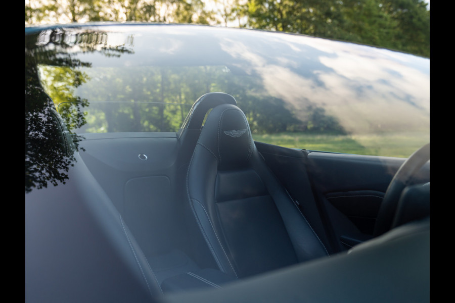 Aston Martin Vantage Roadster 4.0 V8 | Premium audio | 360 cam | Q-color | Caribbean Blue Pearl
