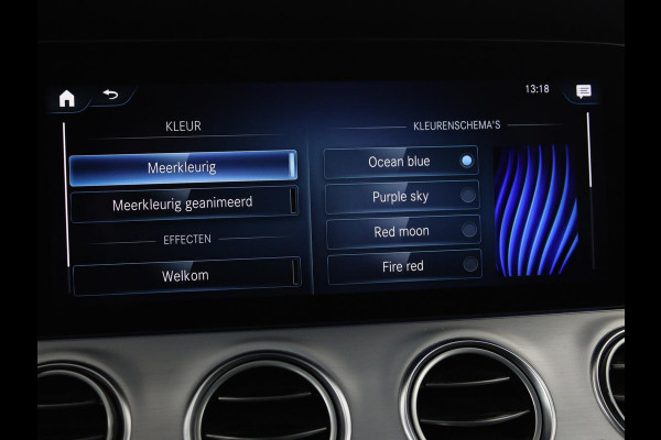 Mercedes-Benz E-Klasse 300e Avantgarde | Adaptive cruise | Trekhaak | Stoelverwarming | Camera | Widescreen | Sfeerverlichting | Half leder | Full LED
