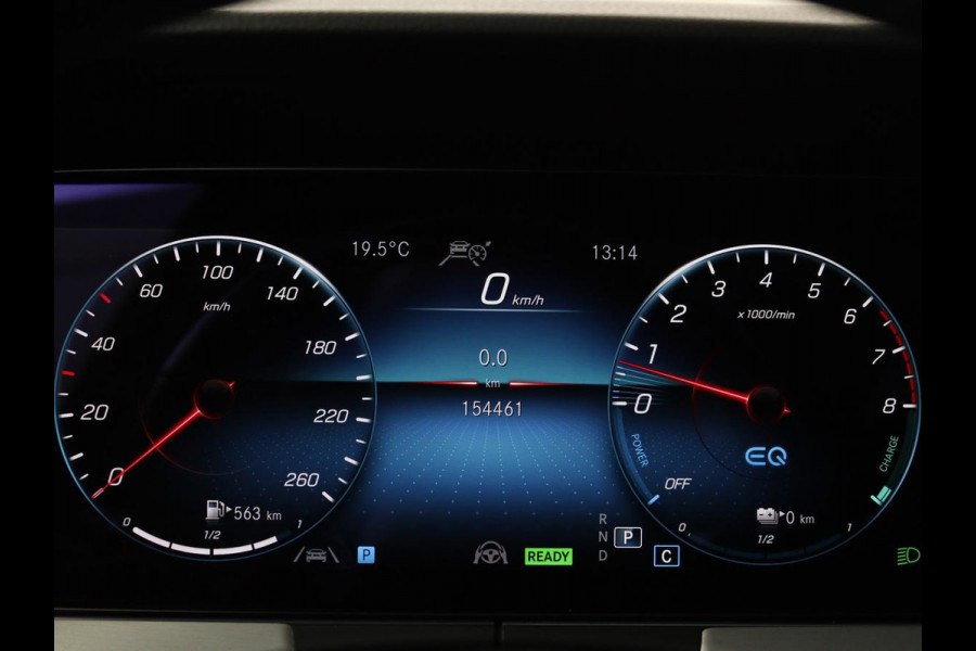 Mercedes-Benz E-Klasse 300e Avantgarde | Adaptive cruise | Trekhaak | Stoelverwarming | Camera | Widescreen | Sfeerverlichting | Half leder | Full LED