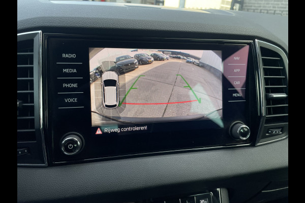 Škoda Karoq 1.5 TSI ACT Style | LED | Navi | Carplay | Virtual Cockpit | Camera | PDC