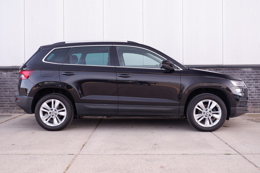 Škoda Karoq 1.5 TSI ACT Style | LED | Navi | Carplay | Virtual Cockpit | Camera | PDC