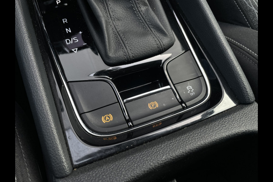 Škoda Karoq 1.5 TSI ACT Style | LED | Navi | Carplay | Virtual Cockpit | Camera | PDC