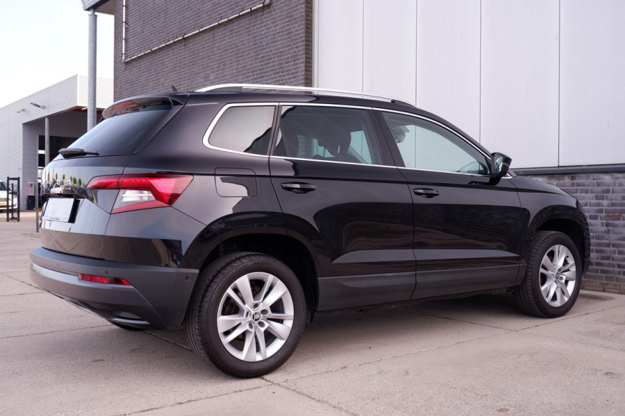 Škoda Karoq 1.5 TSI ACT Style | LED | Navi | Carplay | Virtual Cockpit | Camera | PDC