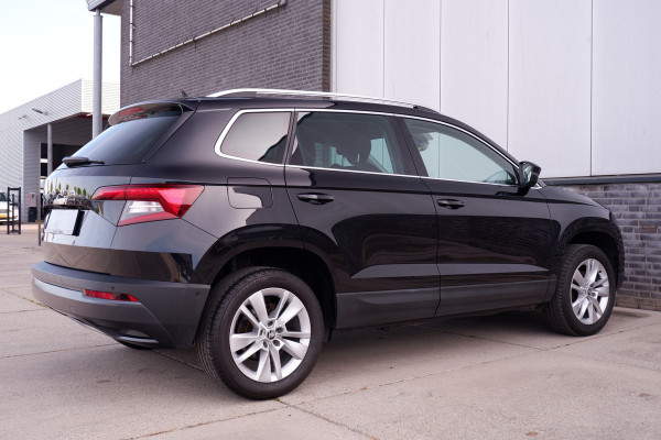 Škoda Karoq 1.5 TSI ACT Style | LED | Navi | Carplay | Virtual Cockpit | Camera | PDC