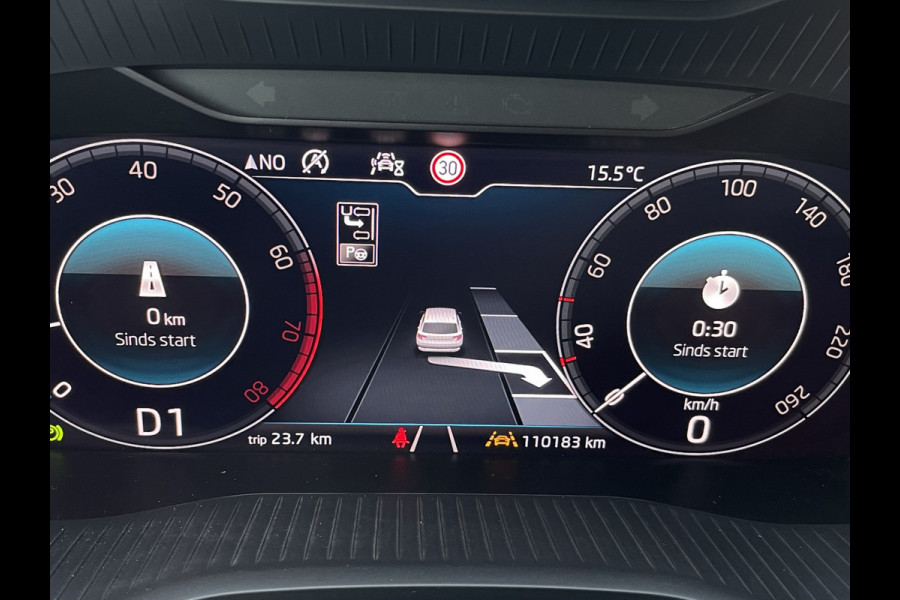 Škoda Karoq 1.5 TSI ACT Style | LED | Navi | Carplay | Virtual Cockpit | Camera | PDC