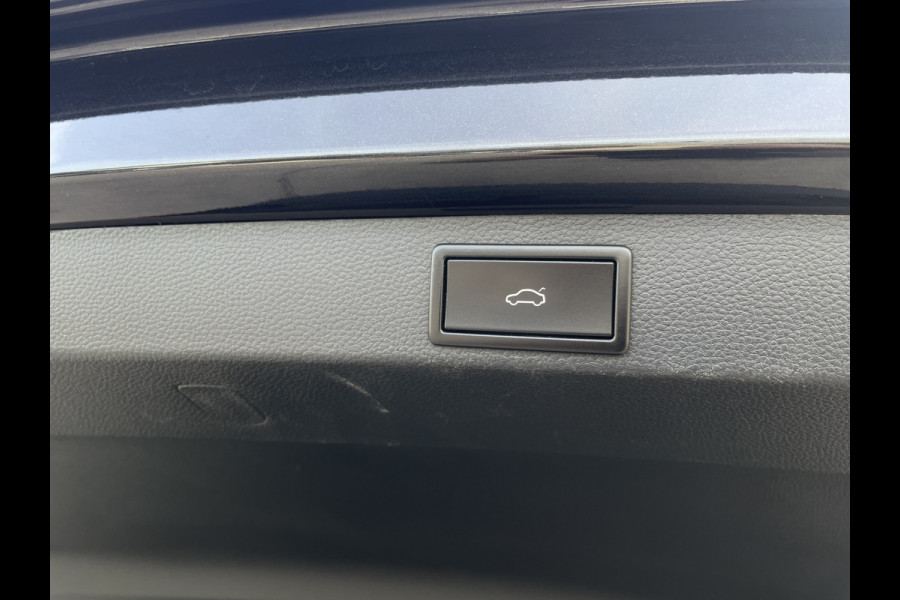 Škoda Karoq 1.5 TSI ACT Style | LED | Navi | Carplay | Virtual Cockpit | Camera | PDC