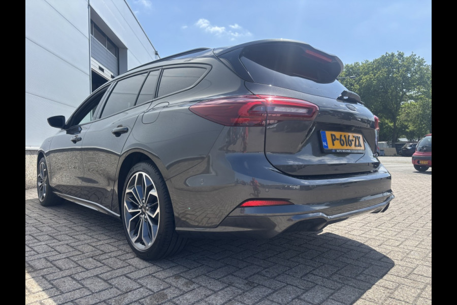 Ford FOCUS Wagon 1.0 EcoB. ST Line. X Bns DRIVERPACK! WINTERPACK! 18INCH!