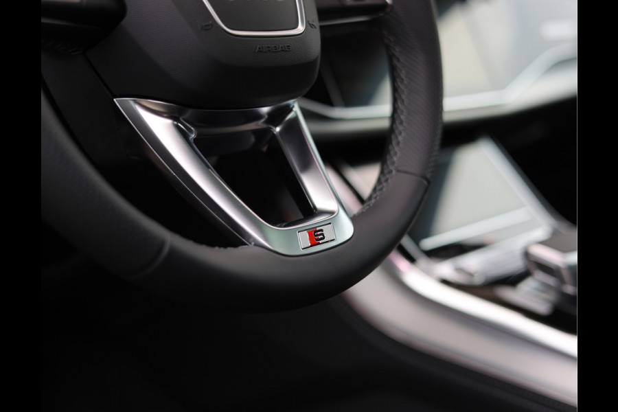 Audi Q8 60 TFSIe quattro Pro Line S Competition *Pano*Trekhaak*Matrix*HUD*
