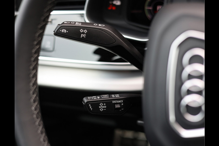 Audi Q8 60 TFSIe quattro Pro Line S Competition *Pano*Trekhaak*Matrix*HUD*