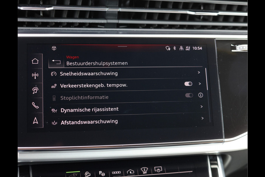 Audi Q8 60 TFSIe quattro Pro Line S Competition *Pano*Trekhaak*Matrix*HUD*