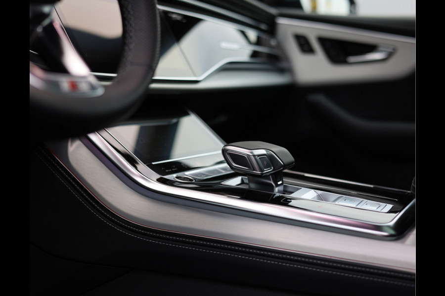Audi Q8 60 TFSIe quattro Pro Line S Competition *Pano*Trekhaak*Matrix*HUD*