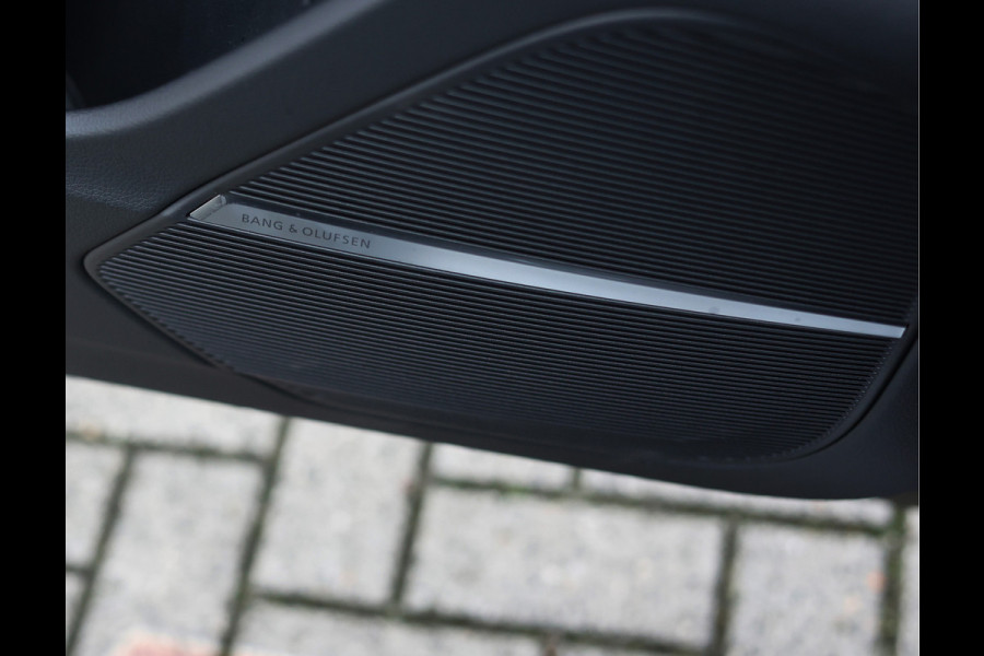 Audi Q8 60 TFSIe Quattro *HUD*Pano*Trekhaak*