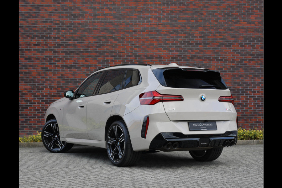 BMW X3 M50 xDrive *Direct leverbaar!*Trekhaak*Pano*IconicGlow*