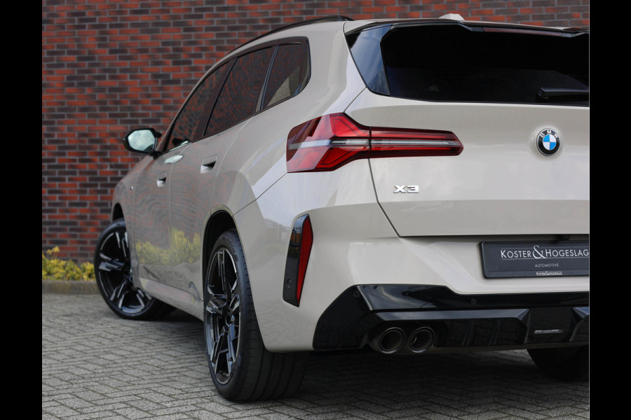 BMW X3 M50 xDrive *Direct leverbaar!*Trekhaak*Pano*IconicGlow*