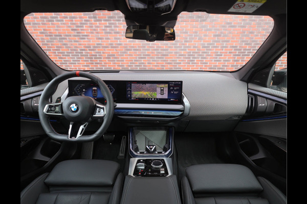 BMW X3 M50 xDrive *Direct leverbaar!*Trekhaak*Pano*IconicGlow*