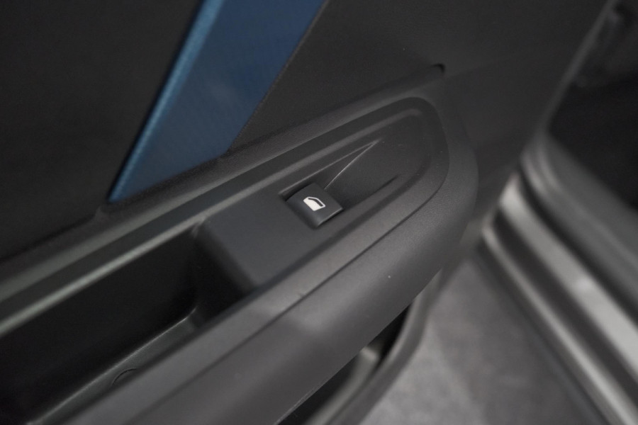 Citroën Ë-C4 Feel Pack 50 kWh | Camera | Navigatie | Parkeersensoren | Stoelverwarming