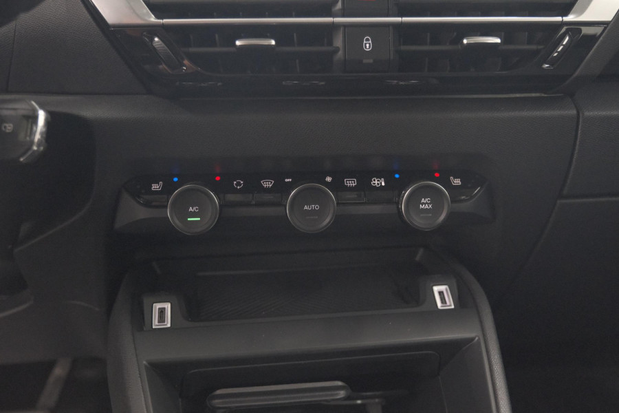 Citroën Ë-C4 Feel Pack 50 kWh | Camera | Navigatie | Parkeersensoren | Stoelverwarming