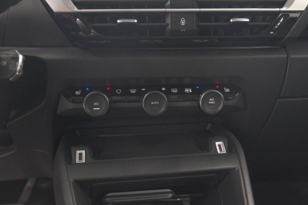 Citroën Ë-C4 Feel Pack 50 kWh | Camera | Navigatie | Parkeersensoren | Stoelverwarming