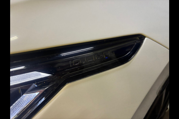 Volkswagen Golf 2.0 TSI R 4Motion Performance AKRA