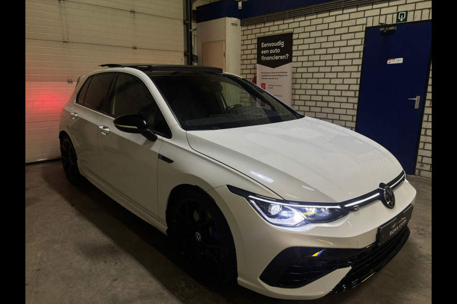 Volkswagen Golf 2.0 TSI R 4Motion Performance AKRA
