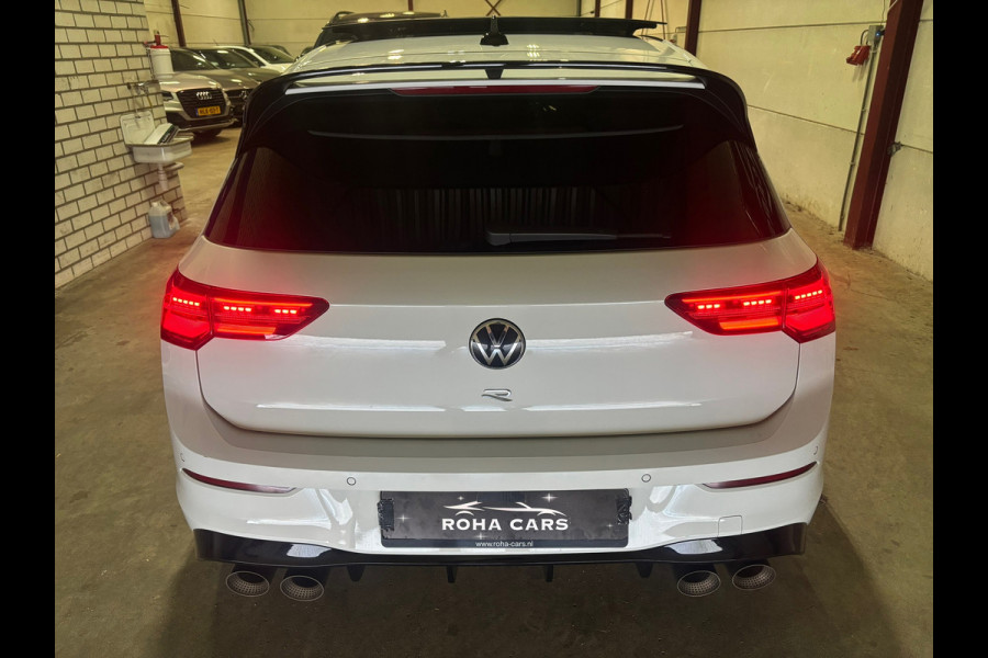 Volkswagen Golf 2.0 TSI R 4Motion Performance AKRA