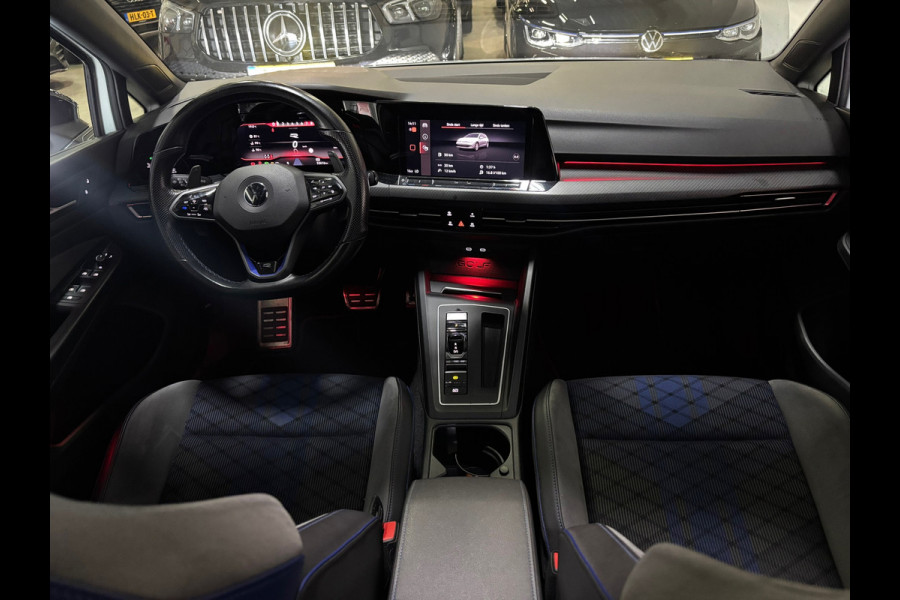 Volkswagen Golf 2.0 TSI R 4Motion Performance AKRA