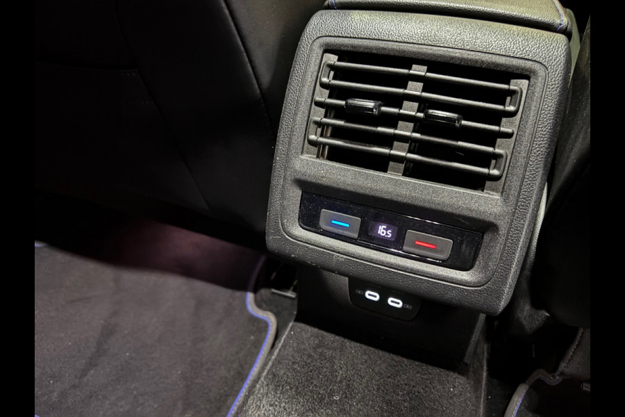 Volkswagen Golf 2.0 TSI R 4Motion Performance AKRA