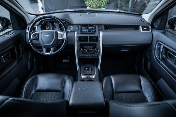 Land Rover Discovery Sport 2.0 TD4 SE 7p. - Incl. BTW! l NL Auto l Trekhaak | Camera