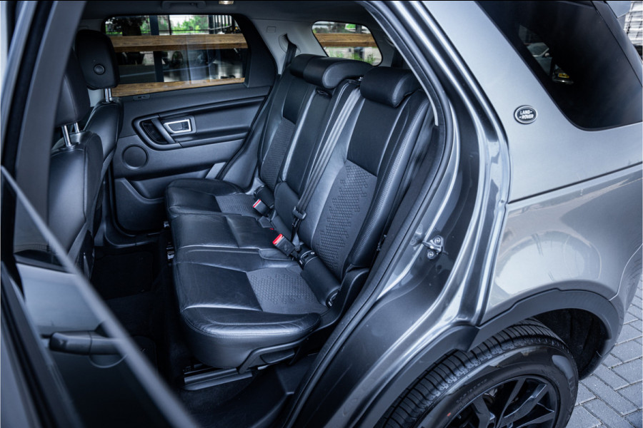 Land Rover Discovery Sport 2.0 TD4 SE 7p. - Incl. BTW! l NL Auto l Trekhaak | Camera