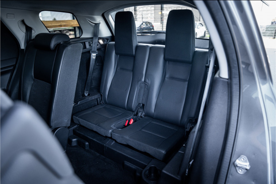 Land Rover Discovery Sport 2.0 TD4 SE 7p. - Incl. BTW! l NL Auto l Trekhaak | Camera