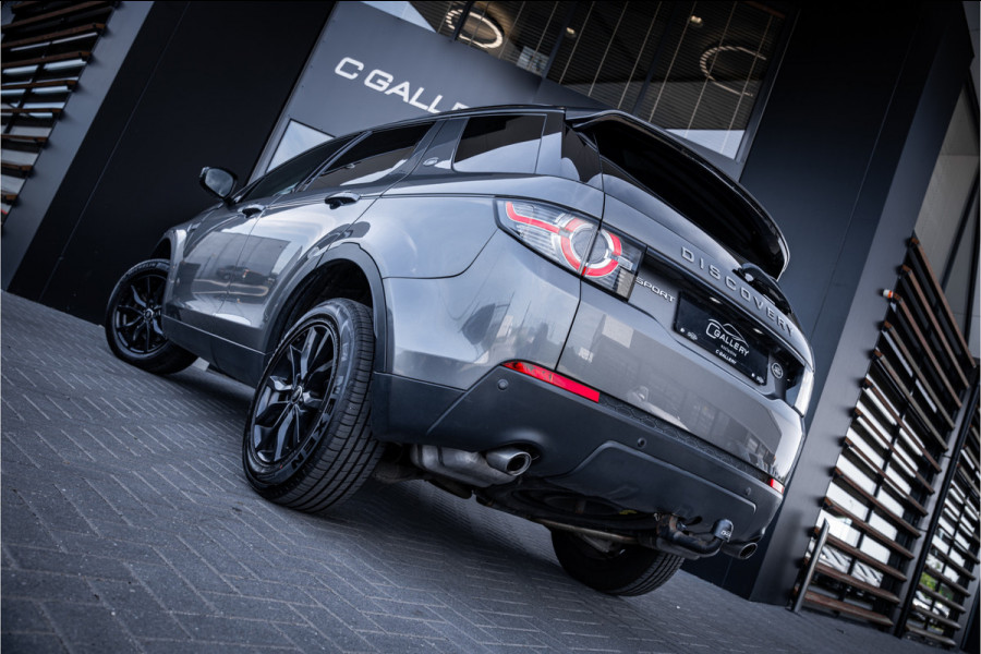Land Rover Discovery Sport 2.0 TD4 SE 7p. - Incl. BTW! l NL Auto l Trekhaak | Camera